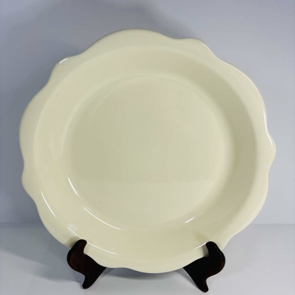 Gail Pittman HOSPITALITY BUTTER YELLOW Pie‎ Dish 11" Diameter Decorative Edge